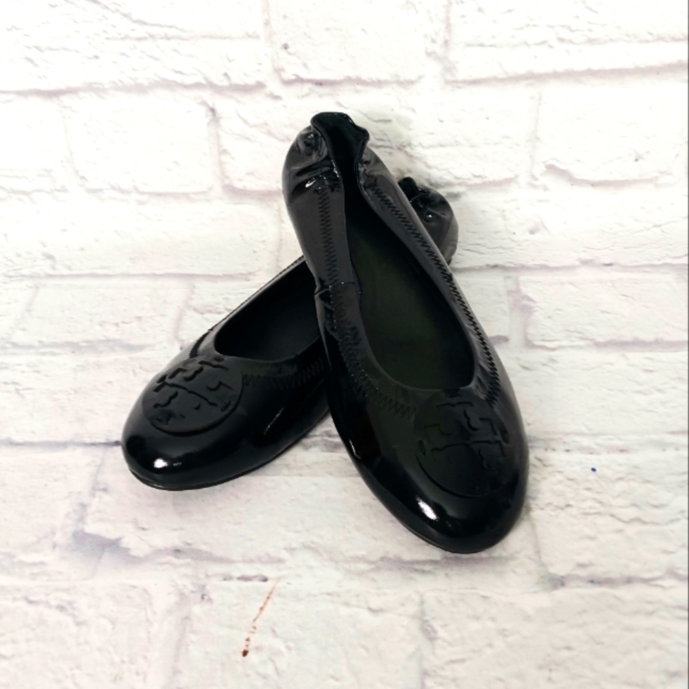 Tory Burch black patent leather ballet flat shoes